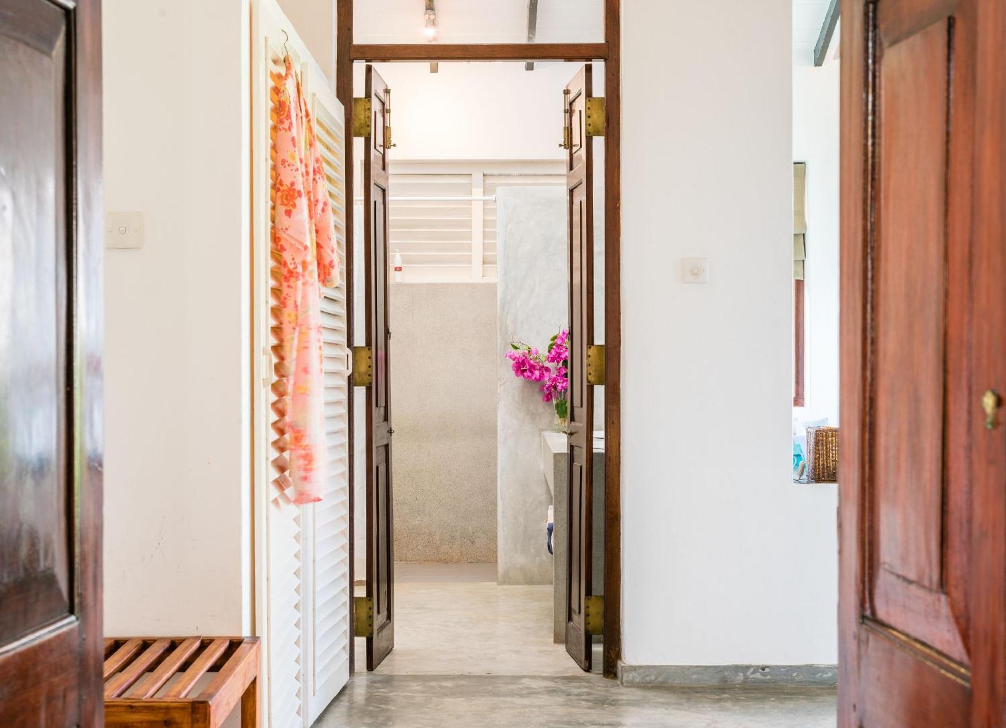 Apa Villa Thalpe Unawatuna Exterior photo